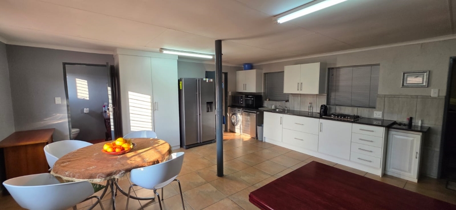 Commercial Property for Sale in Ifafi North West